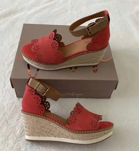 Crown Vintage Dunja Women’s Wedge Sandal, 9.5