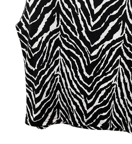 Zyia Zebra Print Safari Tank Top Black White Size Small Muscle Tee Sleeveless
