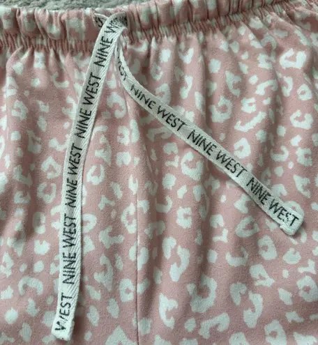 Nine West  Pink Camo Pajama Bottoms Size L/G