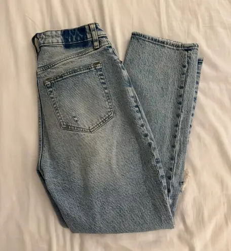 Abercrombie & Fitch Abercrombie Curve Love High Rise Dad Jeans