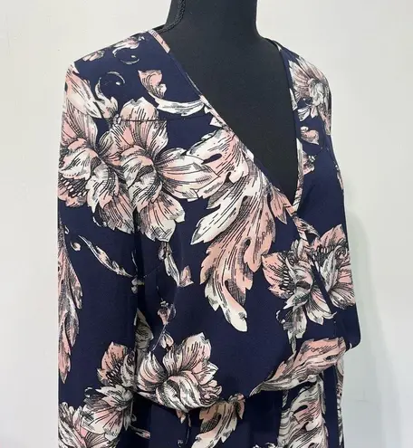 Boston Proper Long Sleeve Surplice Navy Floral Romper Size Small Shorts