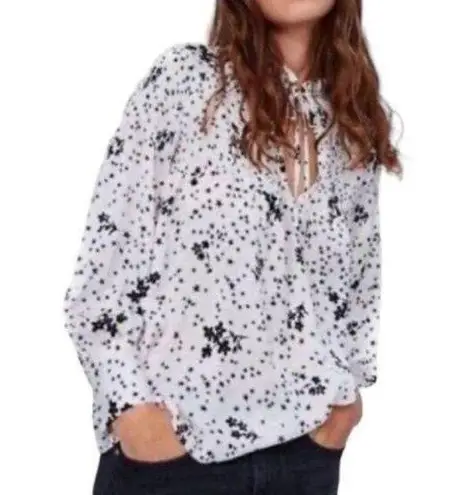 ZARA  Black Star Floral Print Black and White
Top (Size Medium)