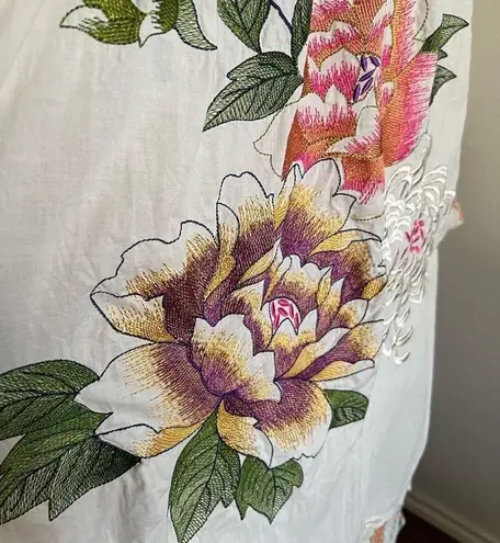 Aratta Silent Journey Embroidered Back Stripe Button Down Top | Small