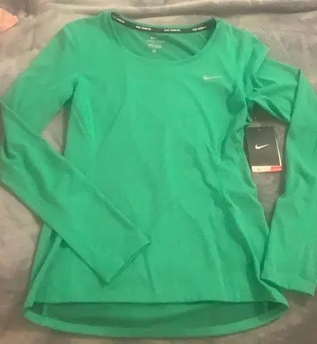 Nike NWT Green  Dri-Fit Long Sleeve