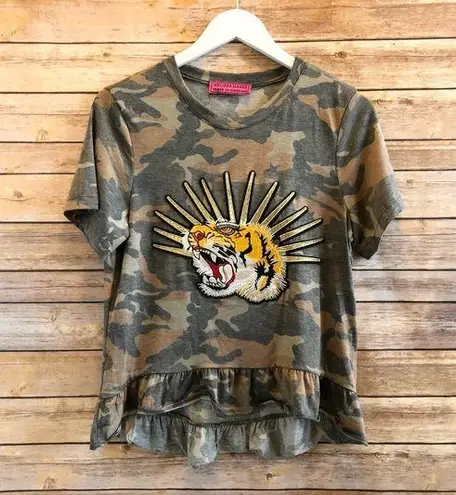 Melissa  Masse Tiger Patch Camo Tee Large NWOT