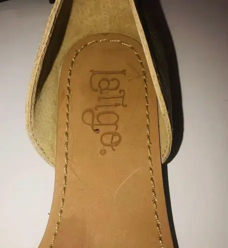 Latigo  Anthropology “Molly” Embroidered Flats. Size 6.