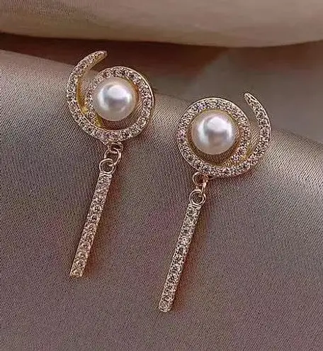 Crystal Tassel Pearl Beaded Stud Drop Earring Gold