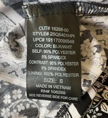 Three Pink Hearts women's black and white halter top sleeveless long maxi dress