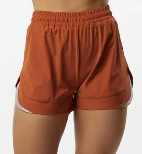 Alphalete Woman’s Infinity Stride Short W/ Liner - Sour Tangerine, Size Medium