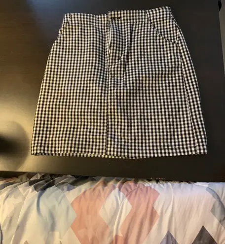 Hollister Black and White Checkered / Plaid Mini Skirt 