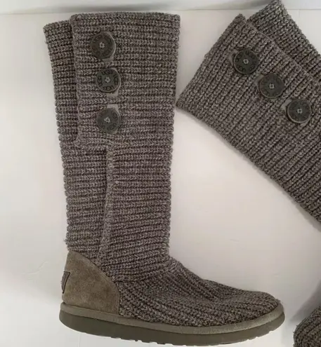 UGG  Boots Classic Cardy gray knit 5819 size 8 See Photos preloved condition