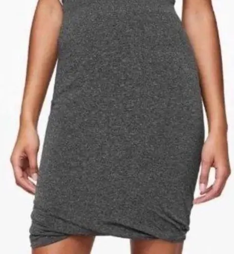 Lululemon weathered black Skirt Size S