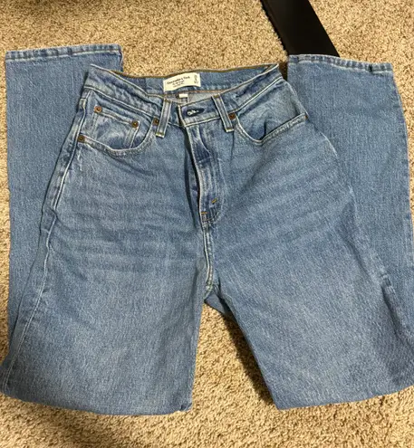 Abercrombie & Fitch Abercrombie 90s Straight Jeans