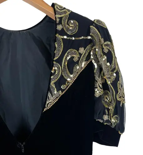 Jessica McClintock Vintage Black Velvet Gold Sequin Puffy Half Sleeves Dress
