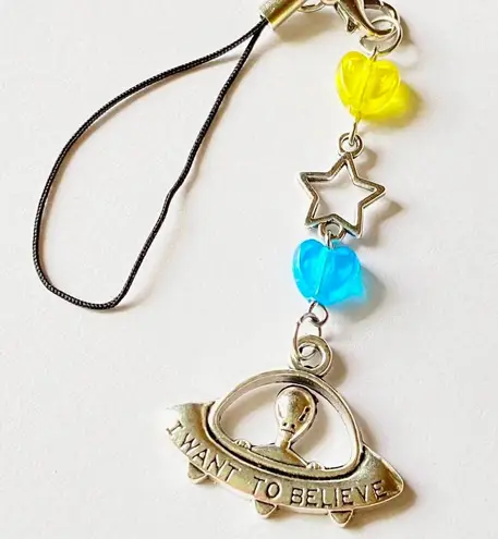 Handmade funny funky y2k Kawaii alien phone charm/strap/accessory/bag charm/display👽💙💛