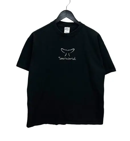 SeaWorld Whale Tail Y2K Black T