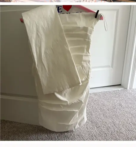 White bow train bridal dress