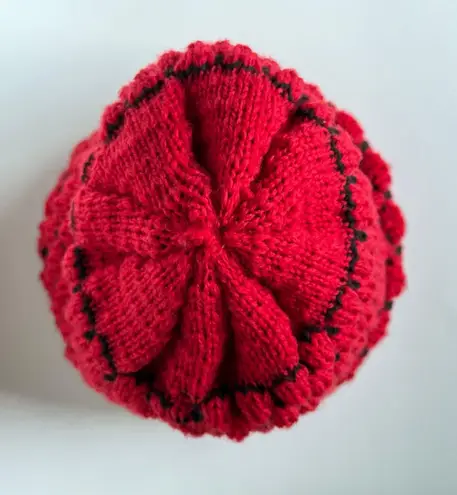 Women's Knitted Bennie Hat Red