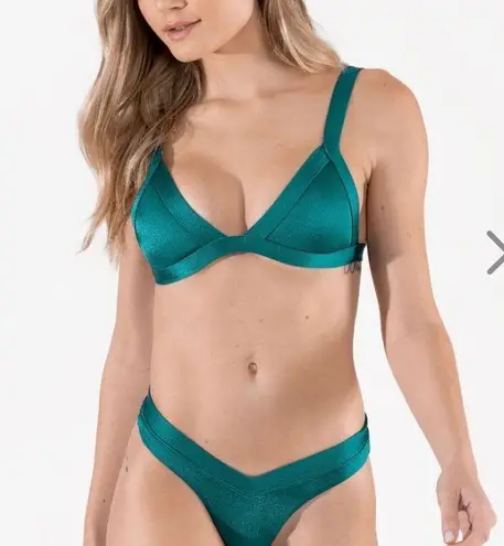 ONEONE Swimwear OneOne Kameron Bikini Top 