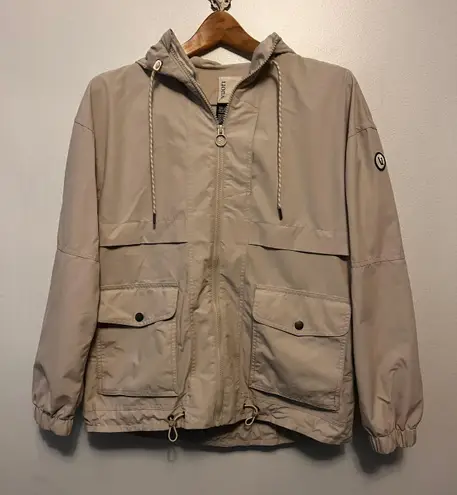 Vuori Jacket