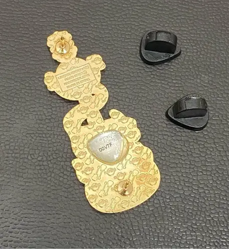 Hard Rock Cafe HARD ROCK Hotel LAS VEGAS Limited Edition 1000 25 Years 1995-2020 Guitar Pin