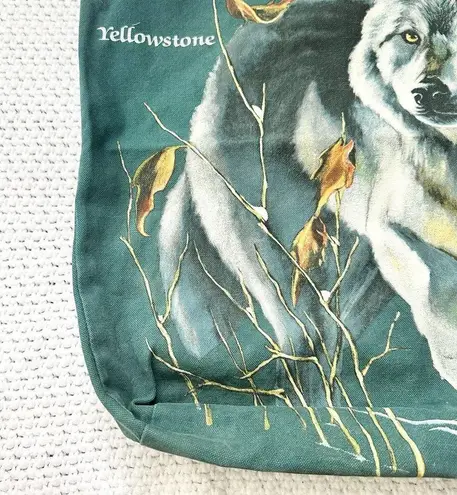 Yellowstone Vintage 90s Full Hunting Wolf In Leaves Green Canvas Souvenir Tote