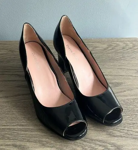 Taryn Rose Black Patent Leather Peep Toe Heels - Pumps GUC - Size 9 - Fierce