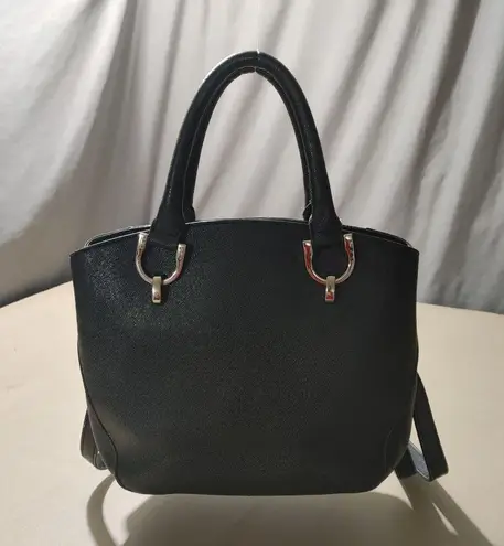 London Fog Black Handbag Tote Bag Crossbody Strap Multiple Compartments Medium