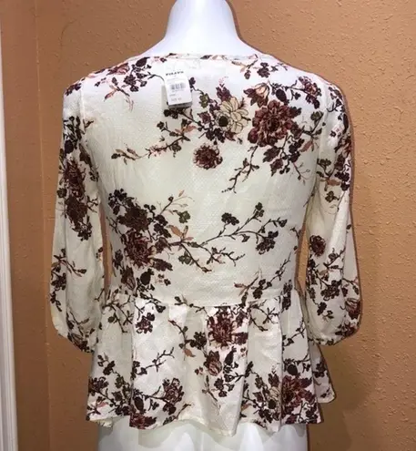 Full Tilt  white floral blouse nwt