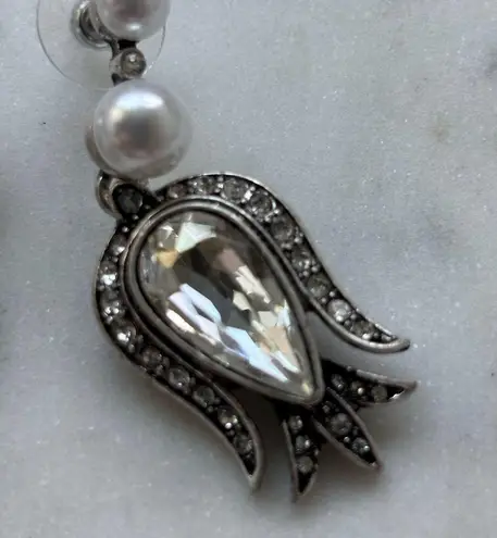 Oscar de la Renta NWOT Oscsr de la renta Elegant Silver and Pearl Drop Earrings