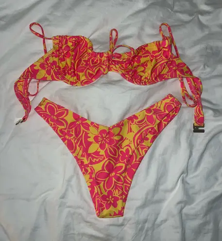 Kulani Kinis Bikini Set