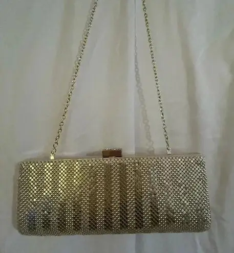 Jessica McClintock GOLD SEQUIN CLUTH PURSE GOLD SHOULDER STAP BEADED CLASP