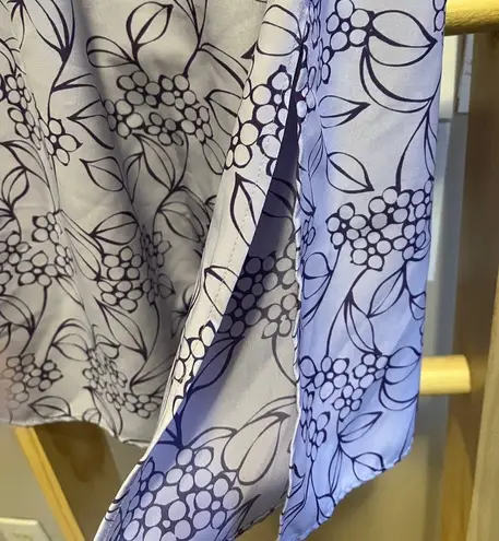 Vintage Y2K Pastel Purple Maxi Skirt with Line Art Flower Patterns and Leg Slits Size M