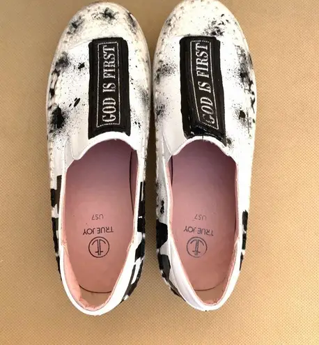True Joy “God Is First” Fashion Sneakers Size 7