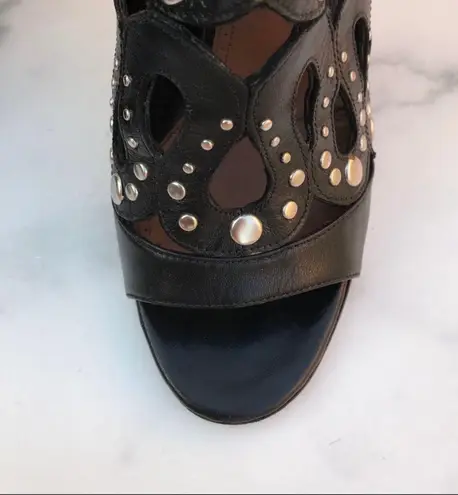 Alaia Azzedine women’s studded laser-cut cutout caged leather open-toe bootie 40