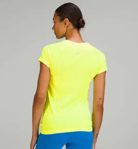 Lululemon Swiftly Tech Short Sleeve