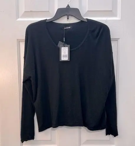 NAADAM Ultra Fine Classic Black Scoop top Size undefined