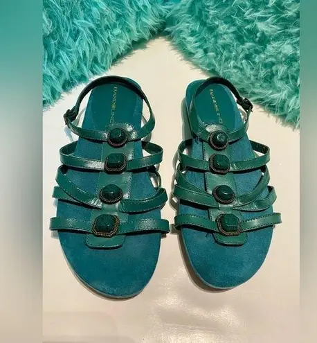 Bandolino NWOT jade bejeweled strappy sandals size/8