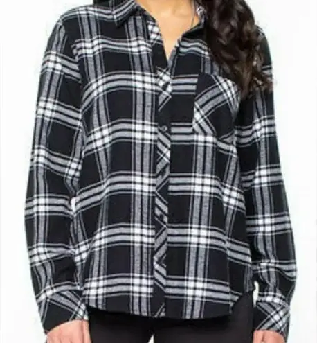 Well Worn Ladies' Size Large, Long Sleeve Flannel Shirt