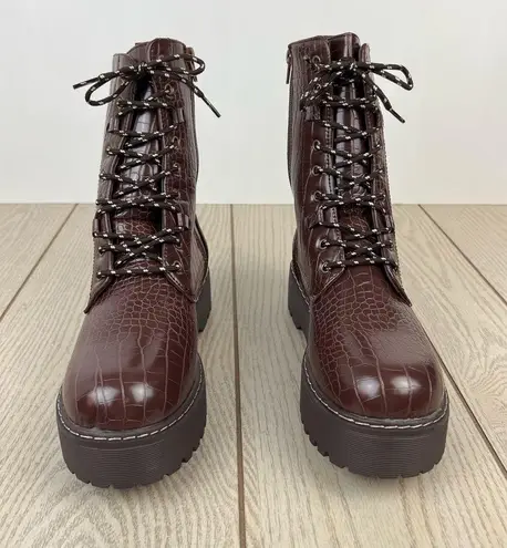 Olivia Miller Women's Freya Lug Sole Combat Booties 11M Brown Croc $95