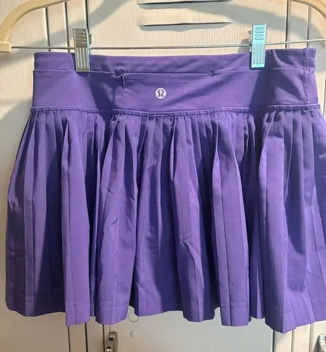 Lululemon Sz 4 Pleat To Street Skirt II in Pretty Purple