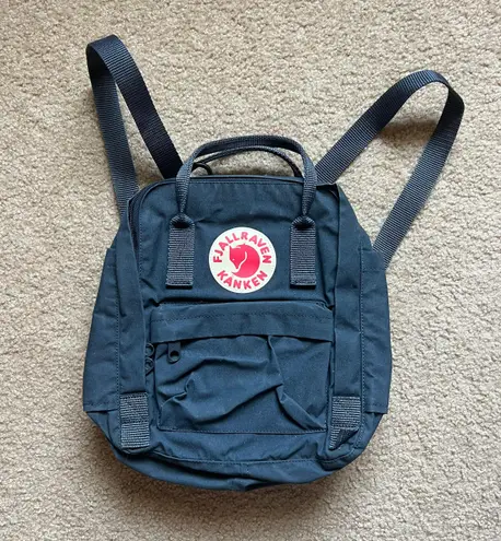 Fjällräven Fjallraven Kanken Mini Backpack