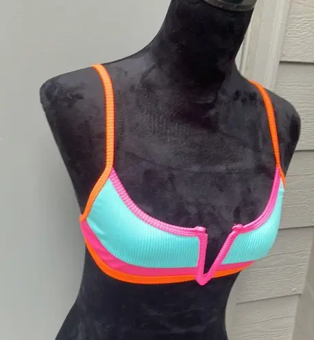 Color block bikini top woman’s size small (orange,pink, aqua color block) Orange