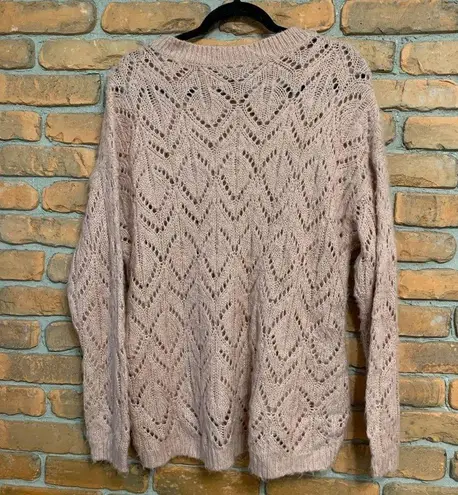 American Eagle  Pointelle‎ Oversized Jegging Fit V-Neck Sweater Pink - Size M