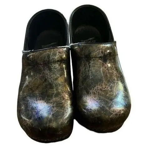 Dansko Professional Patent Iridescent Clog Mule Slip On Black Purple Size 40