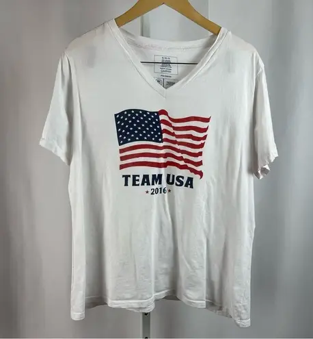 Olympics Team Apparel XL Extra Large USA Flag Graphic V Neck Shirt 2016 White