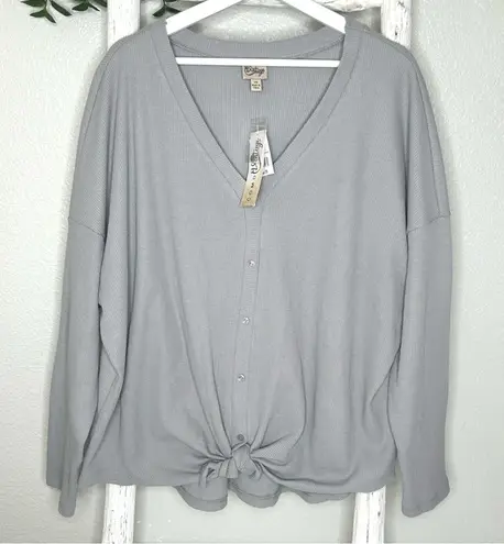Como vintage NWT 2X Gray Waffle Knit Button Front Tie Long Sleeve Top