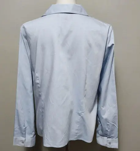 Jones Wear Light Blue Essential Quick Care Button Down Size 16