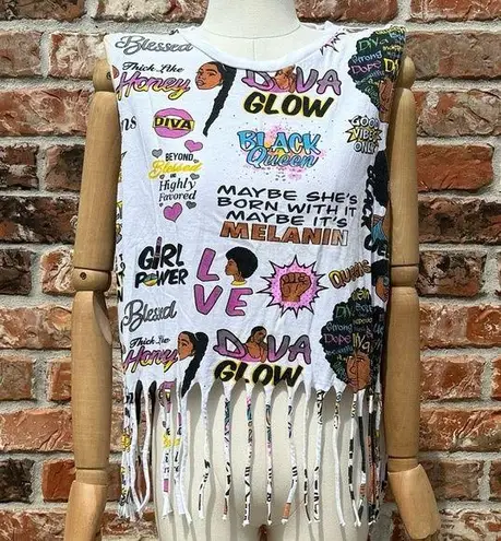 On Fire Melanin love tee! / M / Excellent condition