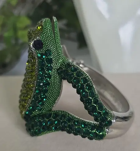 Silver Statement Bracelet Green Cubic Zirconia Frog Clamper Hinge